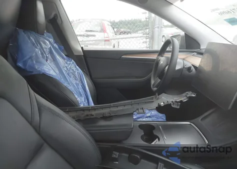 2023 Tesla Model Y Awd/Long Range Dual Motor All-Wheel Drive from USA, damaged, VIN 7SAYGAEE5PF860614